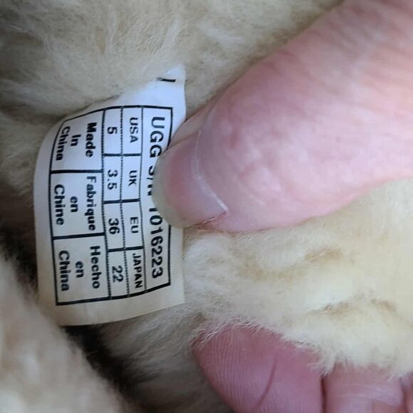 UGG Classic Chestnut Suede Shearling Boots size 5 - Picture 7 of 9